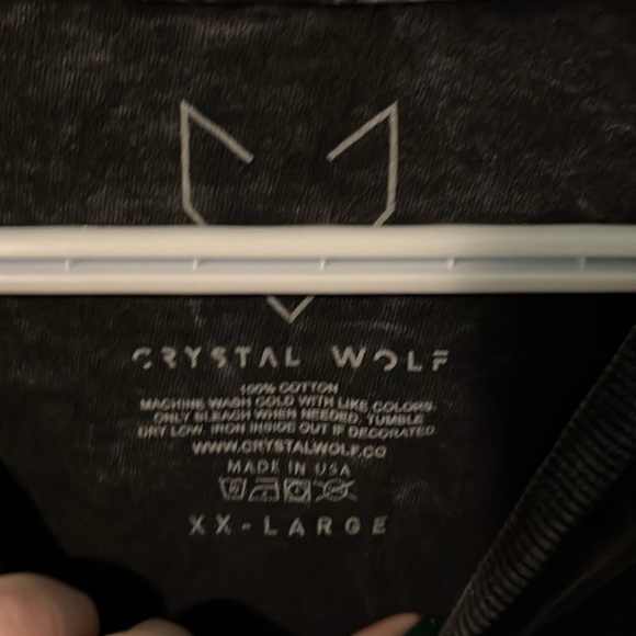 NWOT Crystal Wolf Tee Size XXL - Picture 3 of 4